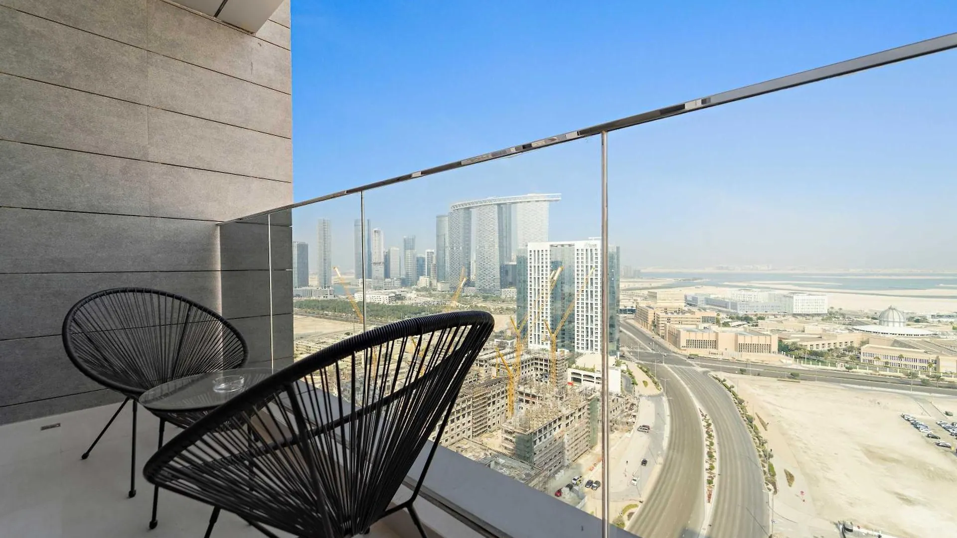 דירות אבו דאבי Silkhaus Comfy 1Bdr In Najmat Tower Near Reem Island